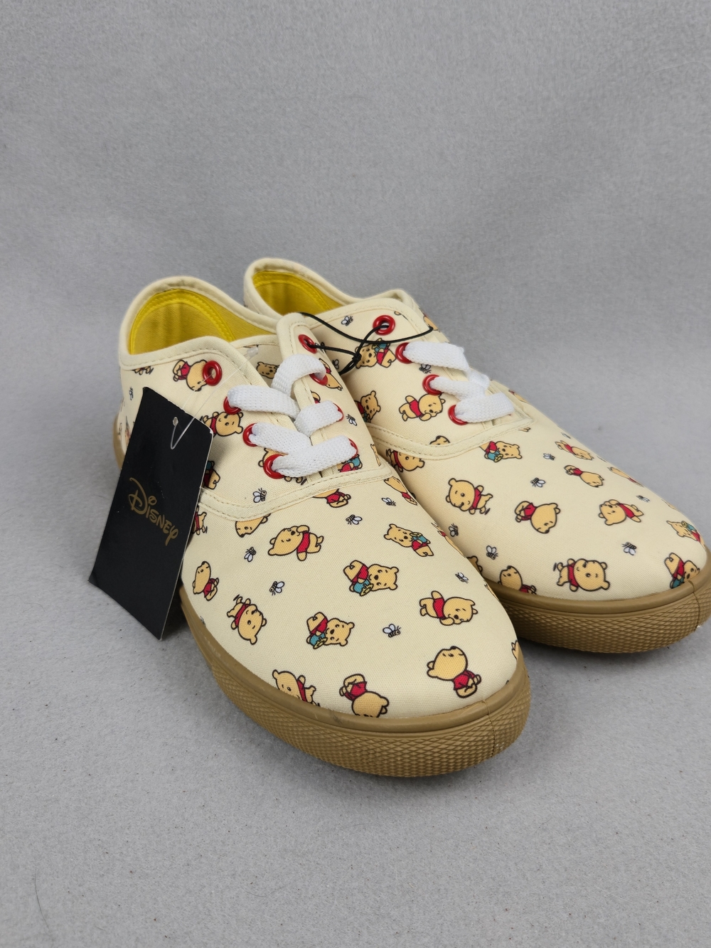 Disney Winnie The Pooh Chibi AOP Canvas Shoes Sneakers Cream Size 10